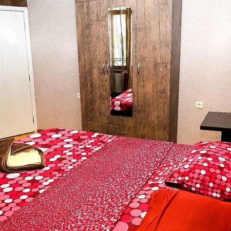 Kiev Hostel Тбилиси Стая снимка