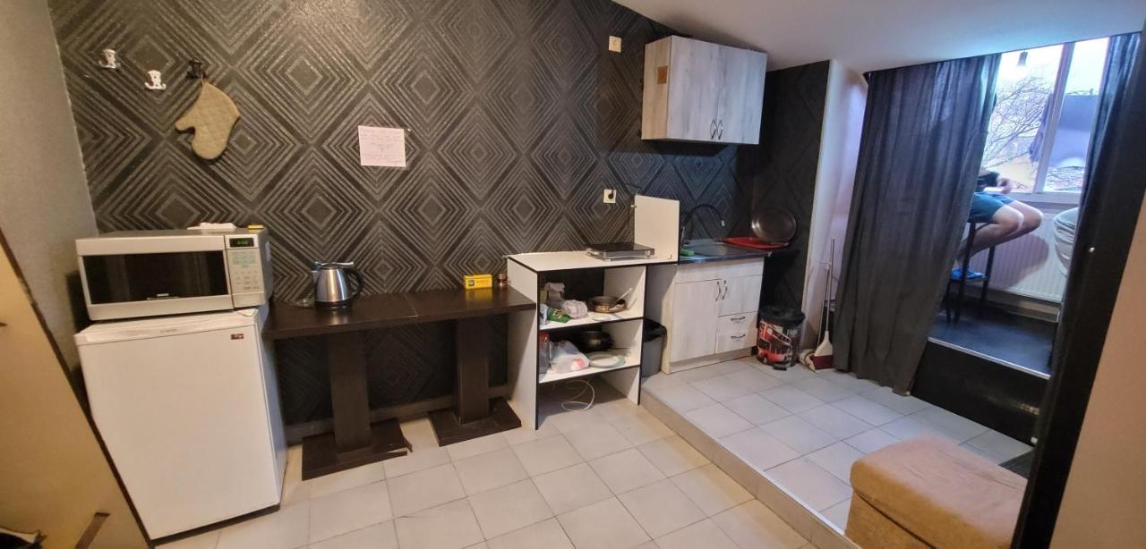 Kiev Hostel Тбилиси Екстериор снимка