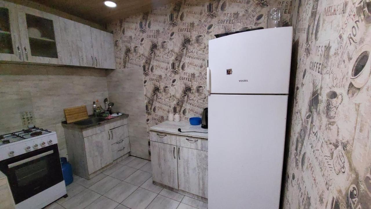 Kiev Hostel Тбилиси Екстериор снимка