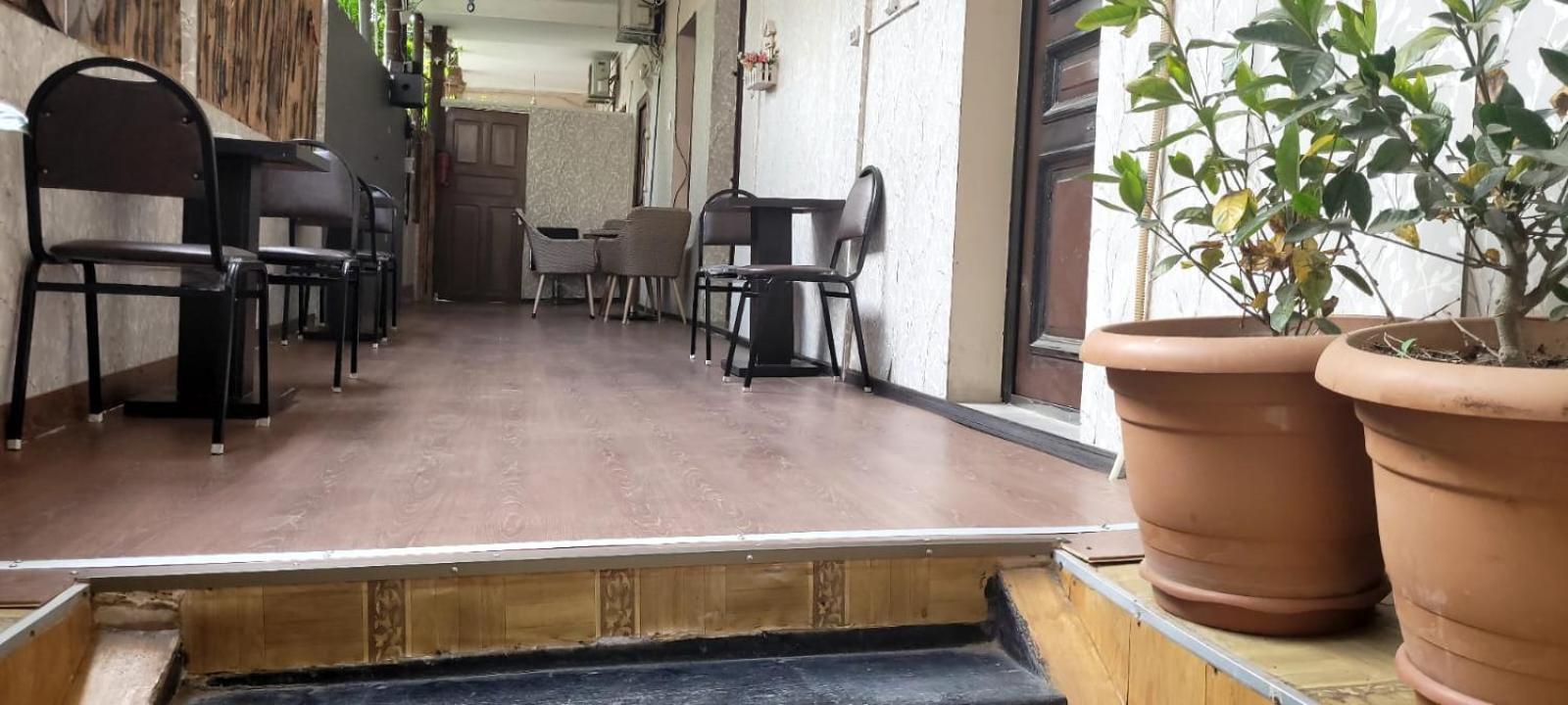 Kiev Hostel Тбилиси Екстериор снимка