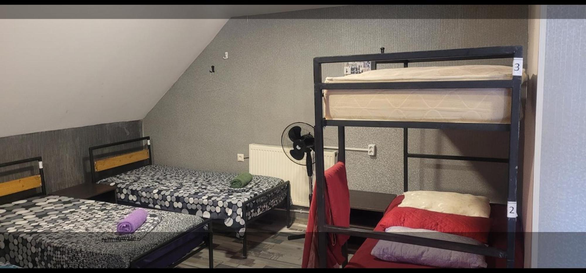 Kiev Hostel Тбилиси Екстериор снимка