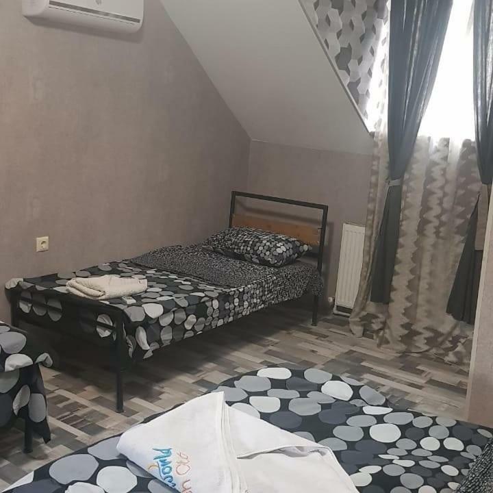 Kiev Hostel Тбилиси Екстериор снимка