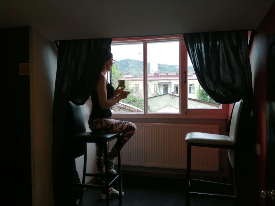 Kiev Hostel Тбилиси Екстериор снимка